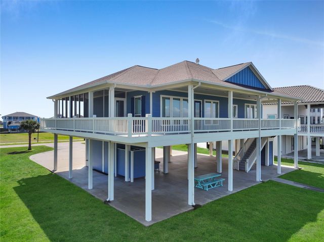 1813 Laguna Harbor Estate Boulevard, Port Bolivar, TX 77650