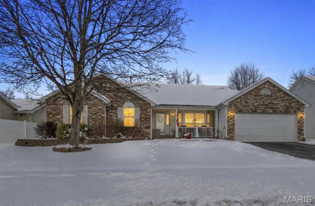 1373 Sunburst Drive, O'fallon, MO 63366