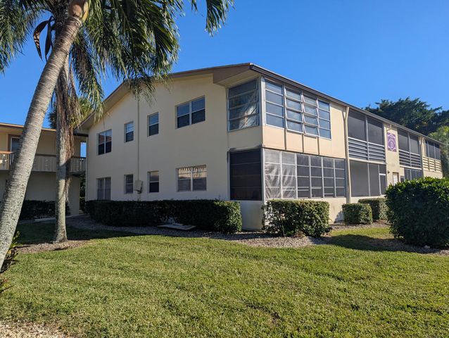 76 Dorchester D, West Palm Beach, FL 33417