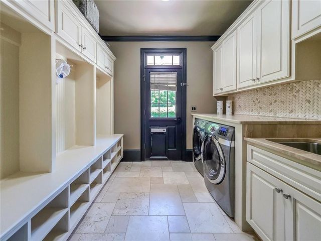 3232 St Elmo Court, Duluth, GA 30097