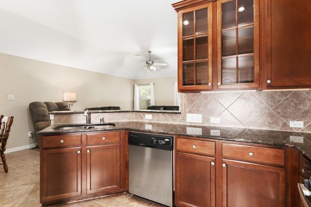 4622 Meadow Way Drive, Deer Park, TX 77536