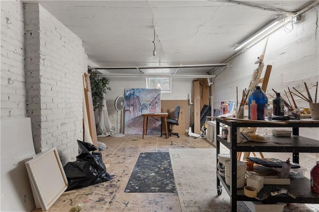 7804 Lydia Avenue, Kansas City, MO 64131