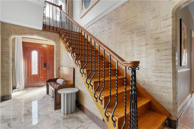 7804 Lydia Avenue, Kansas City, MO 64131