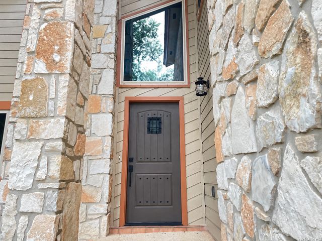 2242 Encino Loop, San Antonio, TX 78259