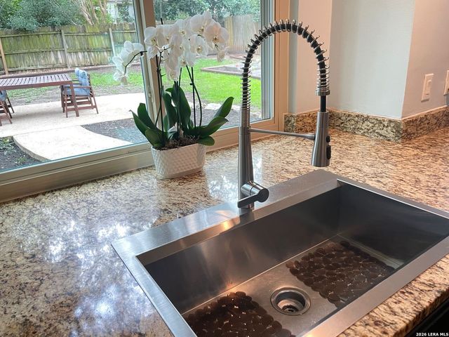 2242 Encino Loop, San Antonio, TX 78259