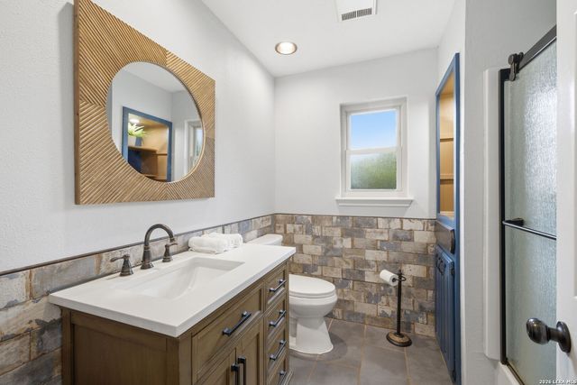 2242 Encino Loop, San Antonio, TX 78259