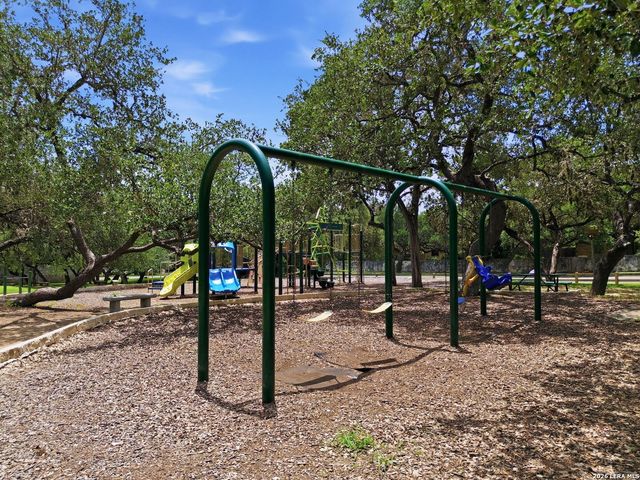 2242 Encino Loop, San Antonio, TX 78259