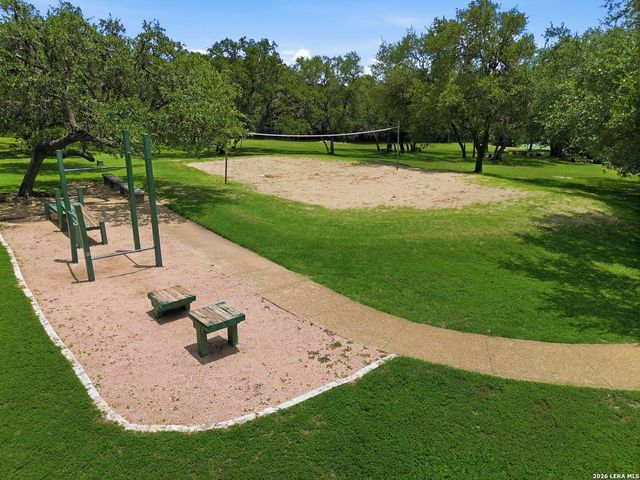 2242 Encino Loop, San Antonio, TX 78259