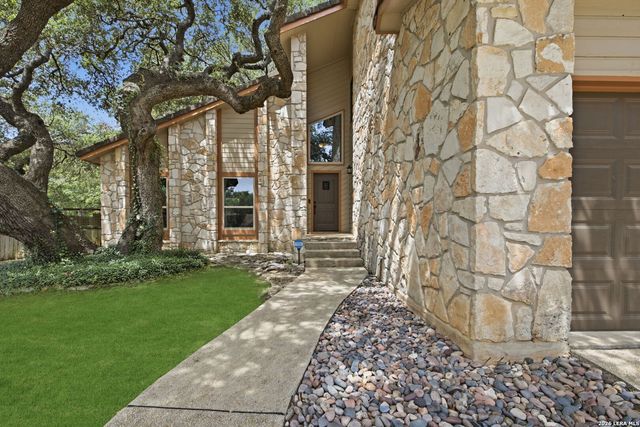 2242 Encino Loop, San Antonio, TX 78259