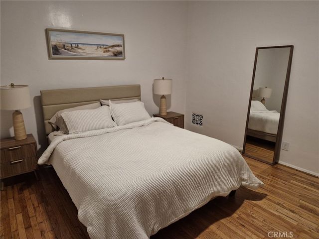 4228 8th Avenue, Los Angeles, CA 90008