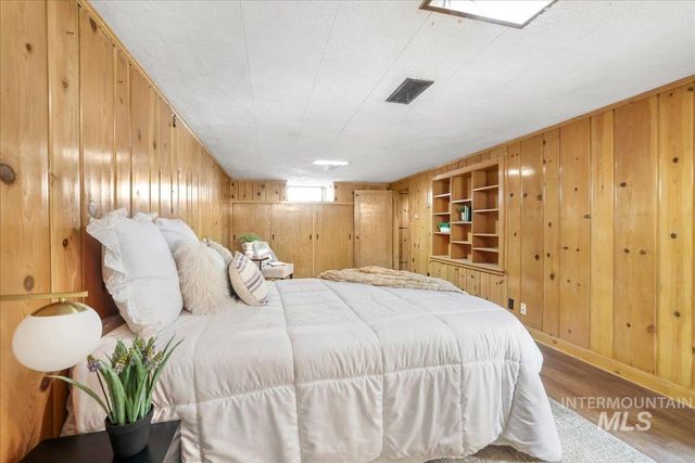 160 Tyler St, Twin Falls, ID 83301