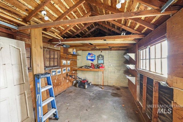 160 Tyler St, Twin Falls, ID 83301