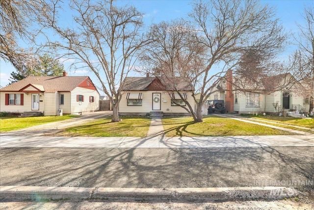 160 Tyler St, Twin Falls, ID 83301