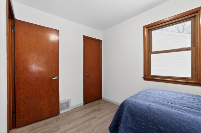 8515 Wentworth Avenue S, Bloomington, MN 55420