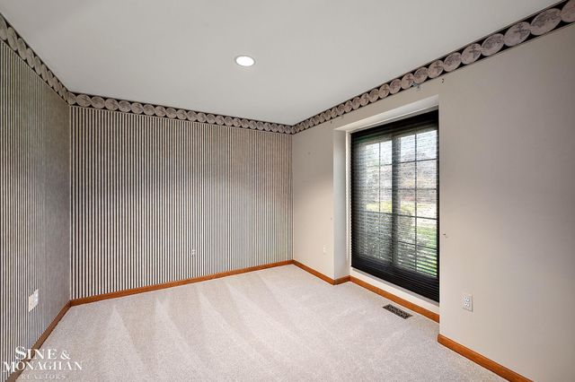 33548 Farmview Road, Fraser, MI 48026