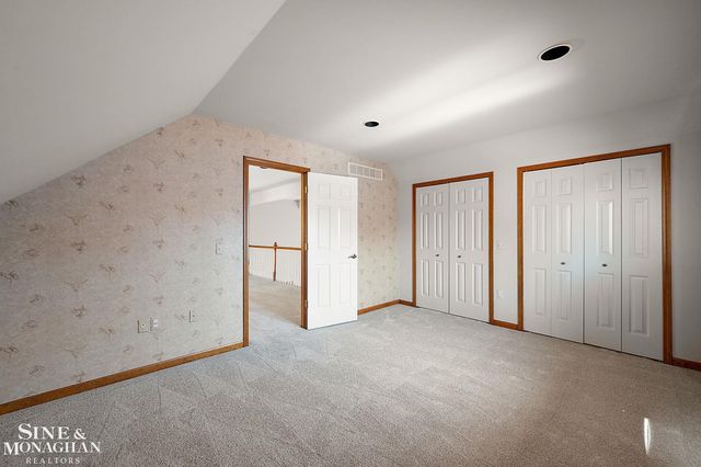 33548 Farmview Road, Fraser, MI 48026