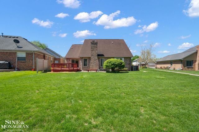 33548 Farmview Road, Fraser, MI 48026
