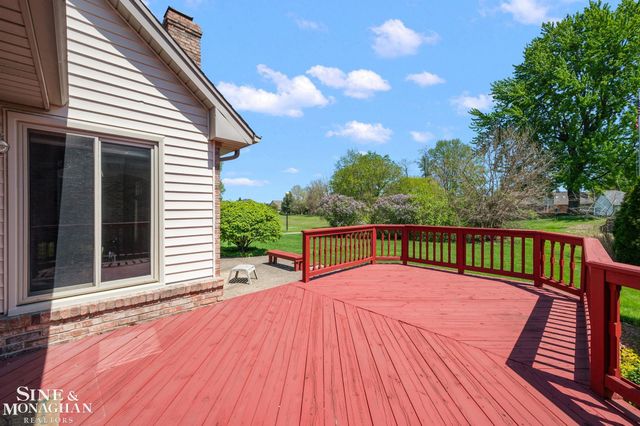 33548 Farmview Road, Fraser, MI 48026