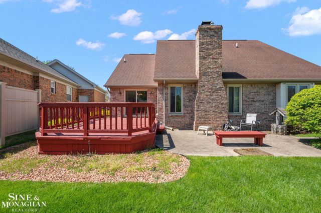 33548 Farmview Road, Fraser, MI 48026