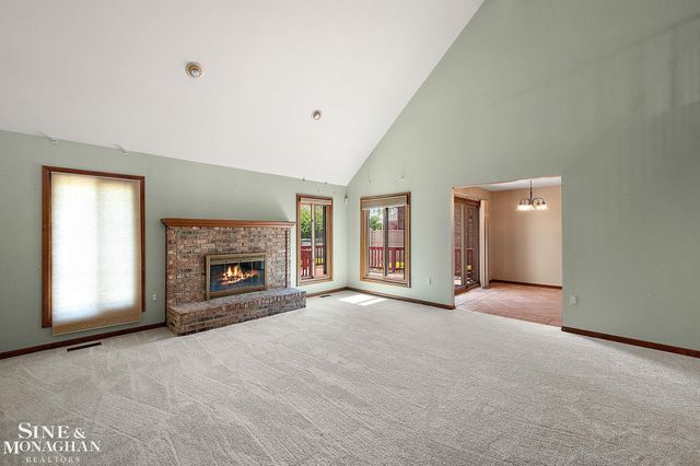33548 Farmview Road, Fraser, MI 48026