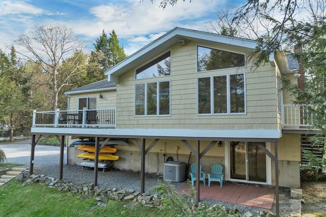 20 Birch Drive, Newmarket, NH 03857
