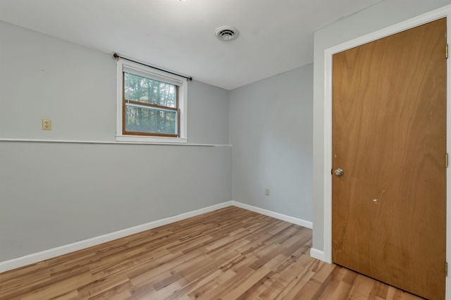 20 Birch Drive, Newmarket, NH 03857
