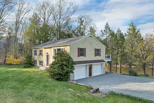 20 Birch Drive, Newmarket, NH 03857