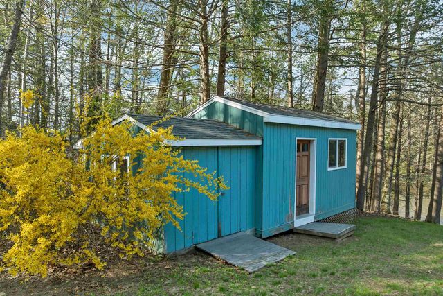 20 Birch Drive, Newmarket, NH 03857