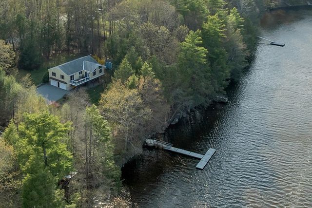 20 Birch Drive, Newmarket, NH 03857