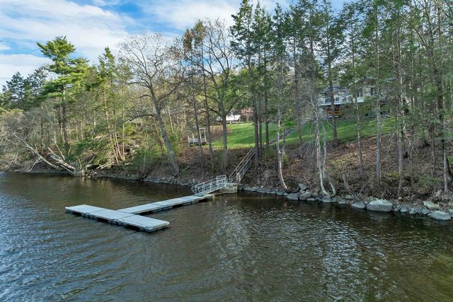 20 Birch Drive, Newmarket, NH 03857