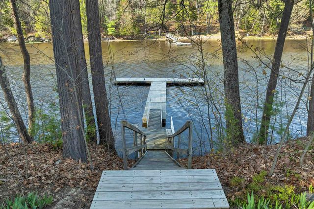 20 Birch Drive, Newmarket, NH 03857