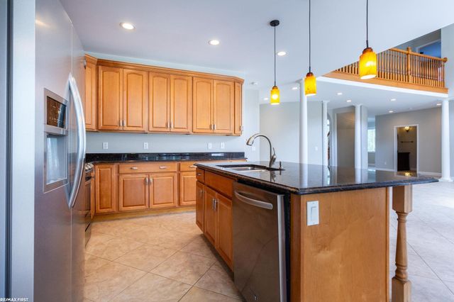 400 E Romeo Road, Oakland Twp, MI 48363