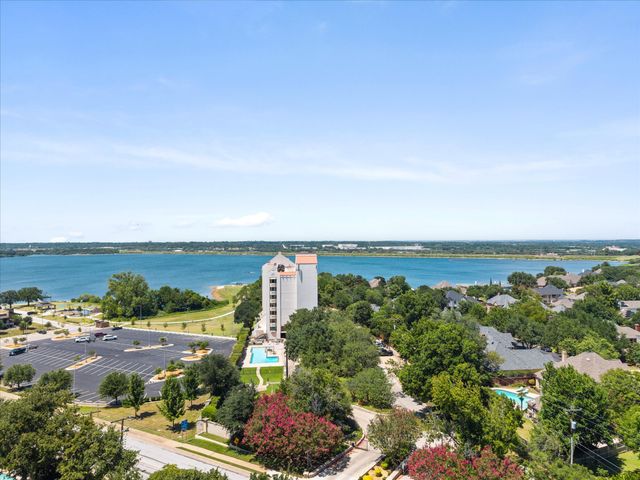 2129 Reflection Bay Drive, Arlington, TX 76013