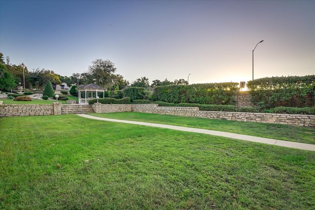 2129 Reflection Bay Drive, Arlington, TX 76013