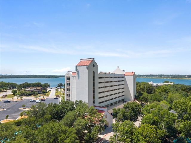 2129 Reflection Bay Drive, Arlington, TX 76013