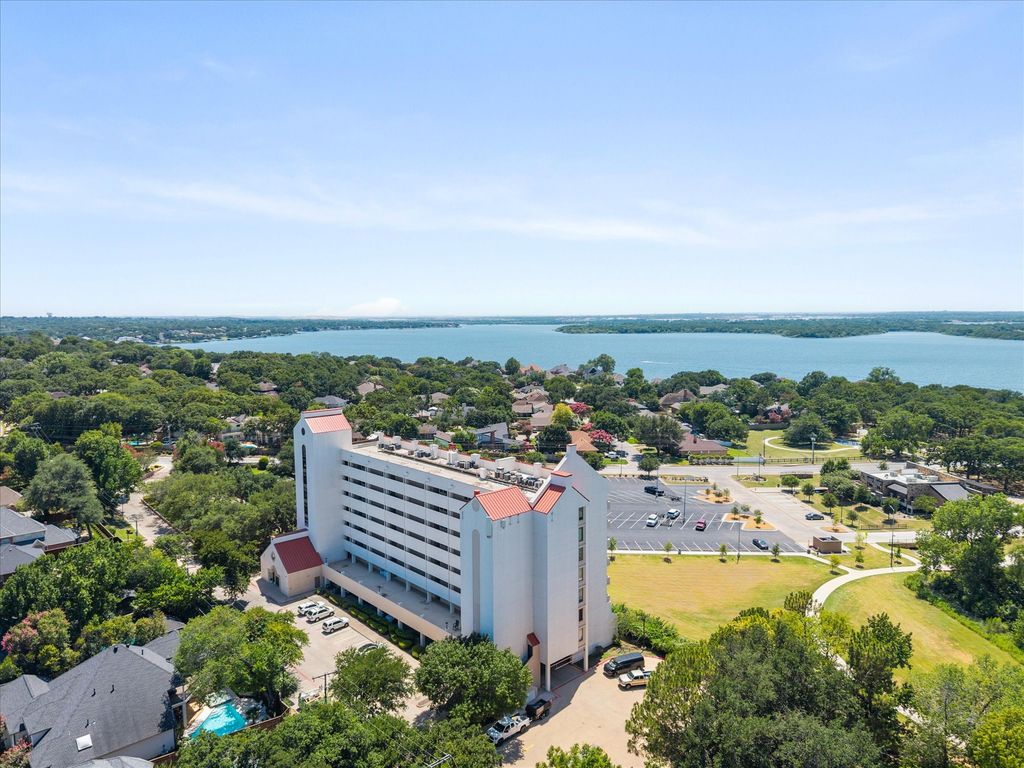 2129 Reflection Bay Drive, Arlington, TX 76013