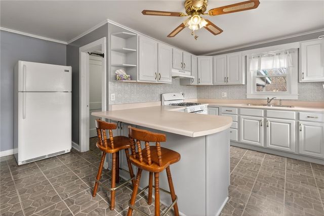 4321 State Route 414, Fayette, NY 13065