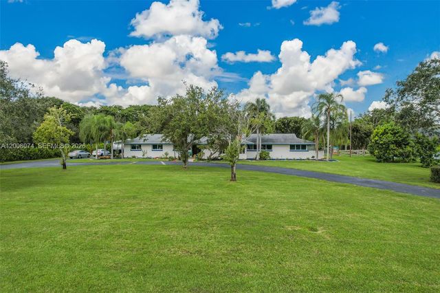 17421 SW 300th St, Homestead, FL 33030