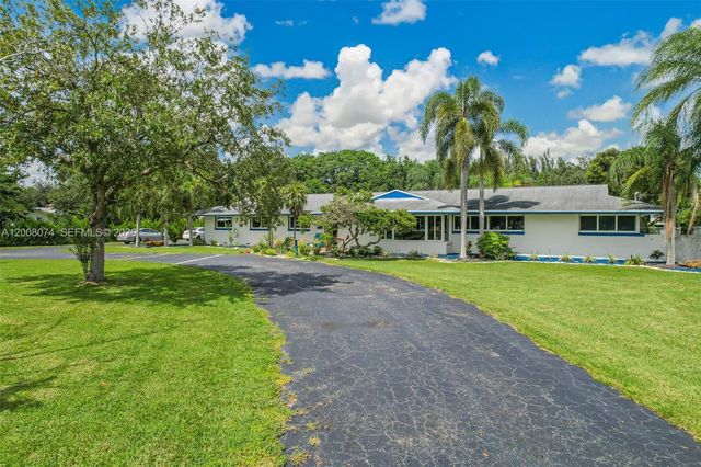 17421 SW 300th St, Homestead, FL 33030