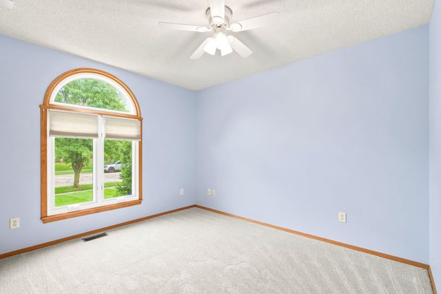 821 N Cedar Park, Wichita, KS 67235