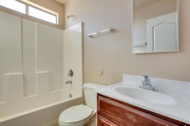 14302 Gil Reyes Drive B, El Paso, TX 79938