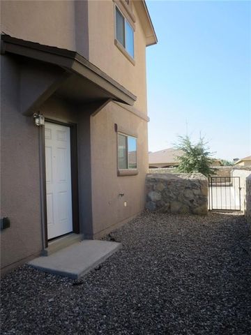 14302 Gil Reyes Drive B, El Paso, TX 79938