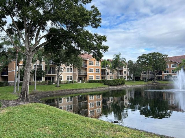8977 Wiles Rd 208, Coral Springs, FL 33067