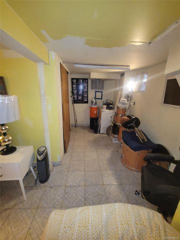 208-15 110th Avenue, Queens Village, NY 11429