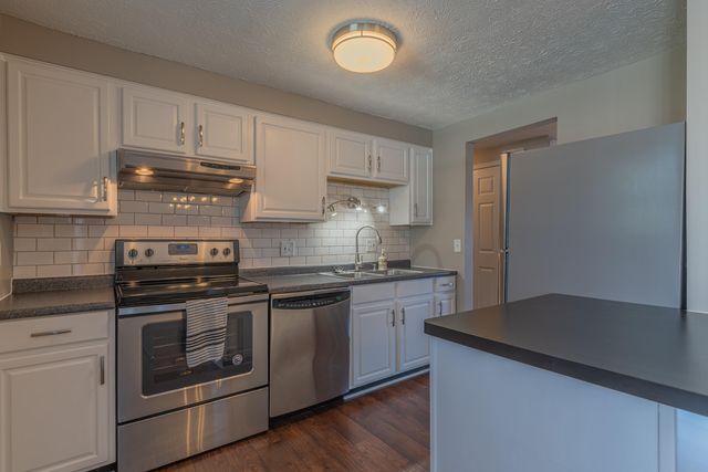 6324 Birchwood Court, Burlington, KY 41005