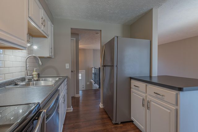 6324 Birchwood Court, Burlington, KY 41005