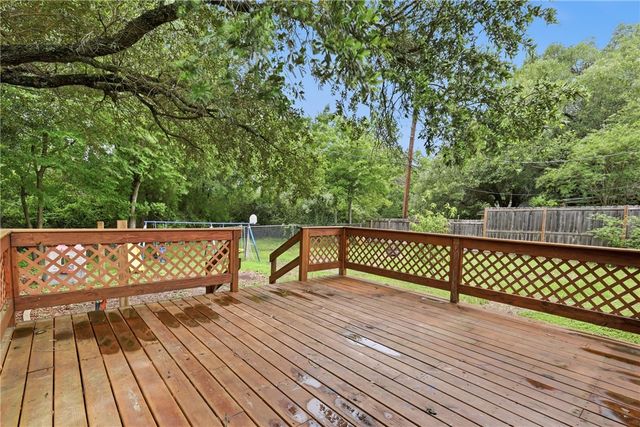 4101 Willow Oak Street, Bryan, TX 77802