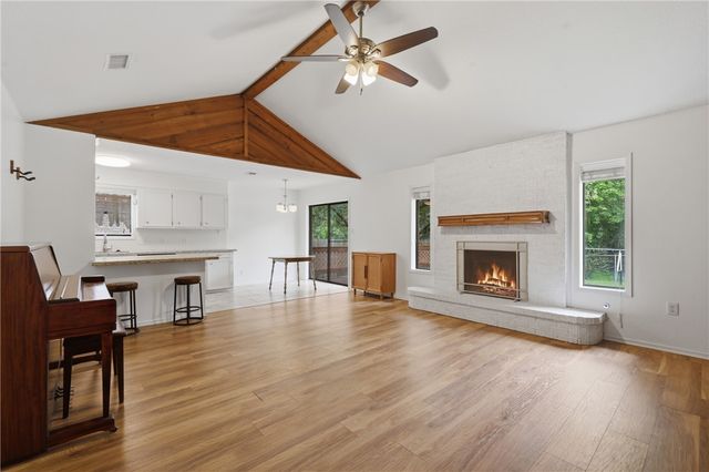 4101 Willow Oak Street, Bryan, TX 77802