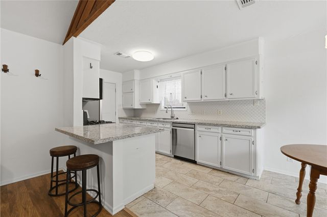 4101 Willow Oak Street, Bryan, TX 77802