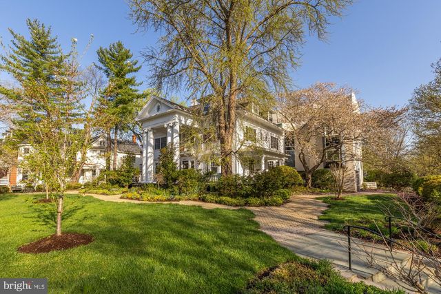 1801 Park Rd NW Apt 6, Washington, DC 20010